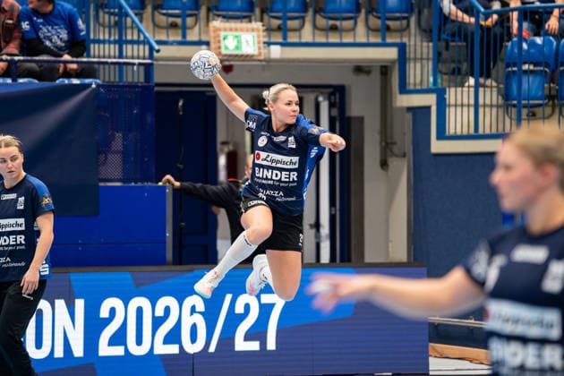 HSG Blomberg Lippe GER vs. Storhamar Handball Elite NOR, Handball, EHF Champions League Women, Group Stage, September 12, 2026, 2026–2027 Season, Lemgo’s Lilli Roepcke of HSG Blomberg Lippe, taking 25 shots on goal during warm-ups at the Lemgo Phoenix Contact Arena in Germany