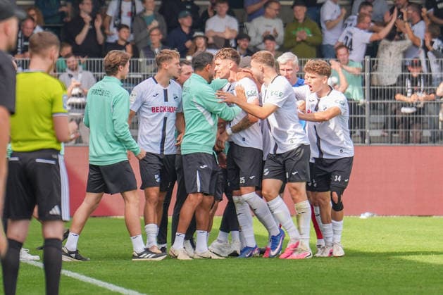 German Soccer, 3rd Division, Matchday 5, Sportclub Arena Verl, SC Verl vs. SV Meppen Goal for Verl: Tim Heike (SC Verl), 25 Copyright: xMichelxWittex