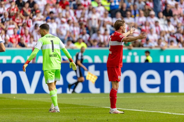 Fabian Bredlow (VfB Stuttgart, 01) Ramon Hendriks (VfB Stuttgart, 03) fassungslos nach dem Gegentreffer zum 1:0 Adam Hlozek (TSG Hoffenheim, 10), GER, TSG Hoffenheim vs. VfB Stuttgart, Fussball, 1. Bundesliga, 03. Spieltag, Spielzeit 2026 2027, 12.09.2026, DFL DFB REGULATIONS PROHIBIT ANY USE OF PHOTOGRAPHS AS IMAGE SEQUENCES AND OR QUASI-VIDEO, GER, TSG Hoffenheim vs. VfB Stuttgart, Fussball, 1. Bundesliga, 03. Spieltag, Spielzeit 2026 2027, 12.09.2026 Sinsheim *** Fabian Bredlow, VfB Stuttgart, 01 Ramon Hendriks, VfB Stuttgart; 03, stunned after conceding the goal that made it 1–0 to Adam Hlozek, TSG Hoffenheim; 10, GER, TSG Hoffenheim vs. VfB Stuttgart, soccer, Bundesliga 1, Matchday 03, 2026–2027 season, September 12, 2026, DFL and DFB regulations prohibit any use of photographs as image sequences and or quasi-video, GER, TSG Hoffenheim vs. VfB Stuttgart, soccer, Bundesliga 1, Matchday 3, 2026–2027 Season, September 12, 2026, Sinsheim Copyright: xEibner-Pressefoto JanixPlessx EP_JPL
