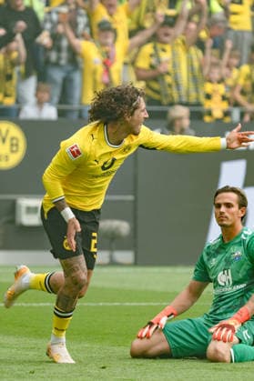 Deutschland: Bundesliga 2026 2027 3. Spieltag, Borussia Dortmund vs. SC Paderborn 07 , Samstag, 12.09.2026 Signal Iduna Park, Nordrhein-Westfalen Tor zum 1:0 durch Fabio Silva (Borussia Dortmund, 21) Nahuel Noll *** Germany Bundesliga 2026–2027, Matchday 3: Borussia Dortmund vs. SC Paderborn 07, Saturday, September 12, 2026, Signal Iduna Park, North Rhine-Westphalia. Goal to make it 1–0 by Fabio Silva (Borussia Dortmund), 21 Nahuel Noll Copyright: xCelinaxLeiersx