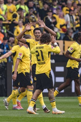 Deutschland: Bundesliga 2026 2027 3. Spieltag, Borussia Dortmund vs. SC Paderborn 07 , Samstag, 12.09.2026 Signal Iduna Park, Nordrhein-Westfalen Tor zum 1:0 durch Fabio Silva (Borussia Dortmund, 21) Jubel Freude Emotionen Torjubel Jobe Bellingham (Borussia Dortmund, 7) *** Germany Bundesliga 2026–2027, Matchday 3, Borussia Dortmund vs. SC Paderborn 07, Saturday, September 12, 2026, Signal Iduna Park, North Rhine-Westphalia, 1–0 goal by Fabio Silva (Borussia Dortmund), 21, celebration, joy, emotions, goal celebration, Jobe Bellingham (Borussia Dortmund), 7 Copyright: xCelinaxLeiersx