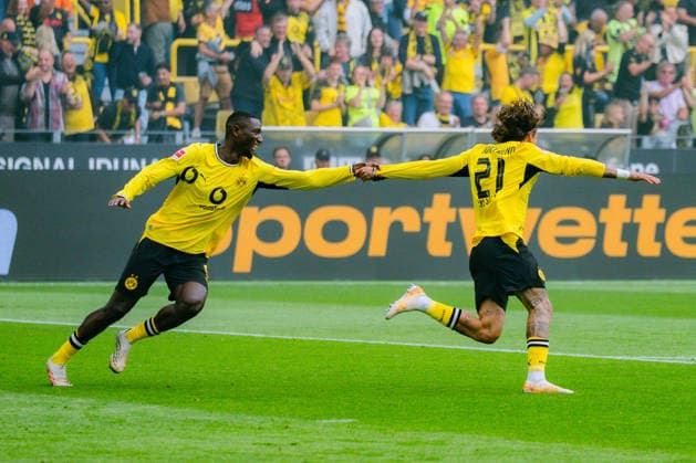 1. Bundesliga, 3. Spieltag, Borussia Dortmund vs. SC Paderborn 07 am 12.09.2026 Tor zum 1:0 durch Fabio Silva mit Serhou Guirassy *** Bundesliga 1, Matchday 3, Borussia Dortmund vs. SC Paderborn 07 on September 12, 2026. Goal to make it 1–0 by Fabio Silva, assisted by Serhou Guirassy Copyright: xBahhoxKarax