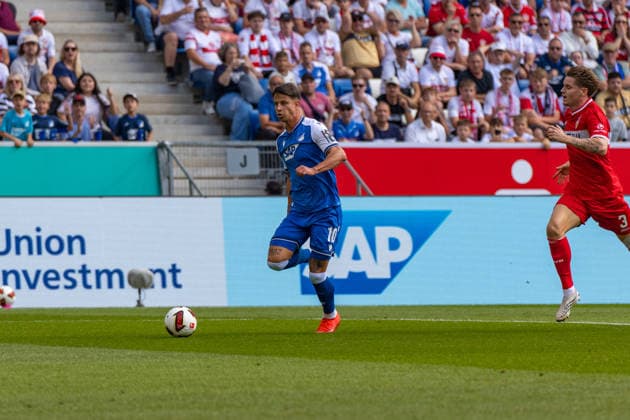 12.09.26 TSG Hoffenheim - VfB Stuttgart Deutschland, Sinsheim, 12.09.2026, Fussball, Bundesliga, Saison 2026 2027, TSG Hoffenheim - VfB Stuttgart: Adam Hlozek (TSG Hoffenheim), Tor 1:0 Hlozek. *** September 12, 2026 TSG Hoffenheim vs. VfB Stuttgart Germany, Sinsheim, September 12, 2026, Soccer, Bundesliga, 2026–2027 season, TSG Hoffenheim vs. VfB Stuttgart, Adam Hlozek (TSG Hoffenheim), Goal 1-0, Hlozek