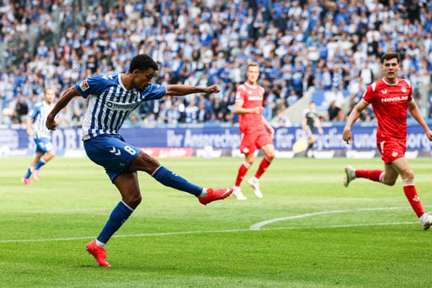 Torschütze Emmanuel Iyoha (1. FC Magdeburg,8) trifft zum 3-0 - 2. Fußball Bundesliga Saison 2026-2027 1. FC Magdeburg vs 1. FC Kaiserslautern in der Avnet Arena in Magdeburg - Aktion,Fußball,Mann,Männer,Deutschland,12.09.2026 *** Goal scorer Emmanuel Iyoha of 1. FC Magdeburg, 8, scores to make it 3–0 in the 2026–2027 Bundesliga season match between 1. FC Magdeburg and 1. FC Kaiserslautern at the Avnet Arena in Magdeburg. Action, soccer, man,Men, Germany, September 12, 2026