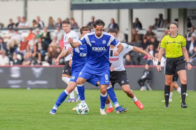 German Soccer, 3rd Division, Matchday 5, Sportclub Arena Verl, SC Verl vs. SV Meppen, Ersin Zehir (SV Meppen), 6 Copyright: xMichelxWittex