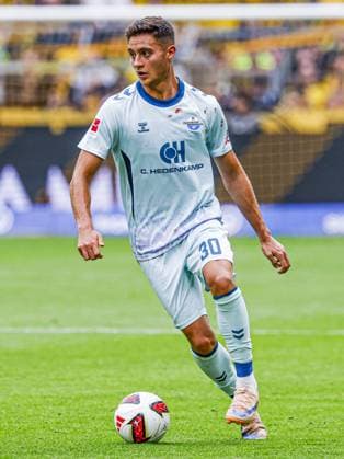 DORTMUND - Stefano Marino of SC Paderborn 07 runs with the ball during the Bundesliga match between Borussia Dortmund and SC Paderborn 07 at Signal Iduna Park on September 12, 2026, in Dortmund, Germany. MARCEL TER BALS ANP Bundesliga 2026 27 xVIxANPxSportx xMarcelxterxBalsxIVx 568295341 originalFilename: 568295341.jpg