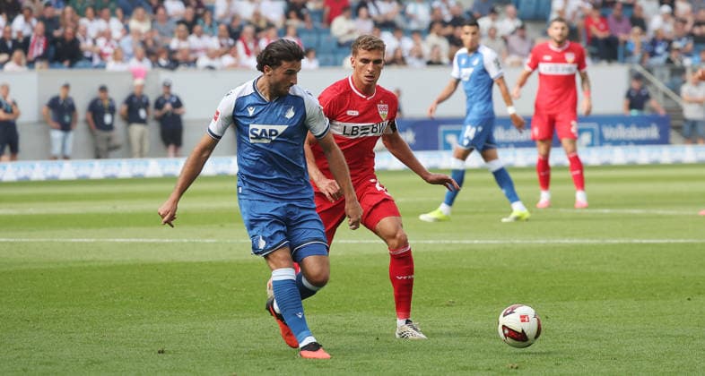 Sinsheim , Fußball Bundesliga TSG 1899 Hoffenheim vs. VfB Stuttgart , von lins ks: leon Avdullahu ( Hoff ) Grischa Prämel ( VfB ) *** Sinsheim, Bundesliga Soccer: TSG 1899 Hoffenheim vs. VfB Stuttgart, by lins, ks, leon, Avdullahu, Hoff, Grischa, Prämel, VfB