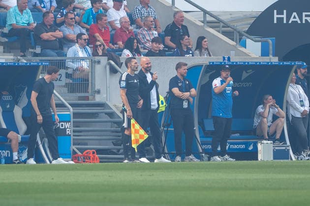 Fussball: 1. Bundesliga, 3. Spieltag, TSG Hoffenheim - VfB Stuttgart am 12.09.2026 in Sinsheim (SNP Arena), Deutschland, Saison 2026 2027: Christian Ilzer (Trainer, TSG Hoffenheim) Sinsheim SNP Arena Deutschland *** Soccer, Bundesliga 1, Matchday 3, TSG Hoffenheim vs. VfB Stuttgart on September 12, 2026, at the SNP Arena in Sinsheim, Germany, 2026–2027 season, Christian Ilzer (head coach), TSG Hoffenheim, SNP Arena, Sinsheim, Germany Copyright: xPhilippxImhofx