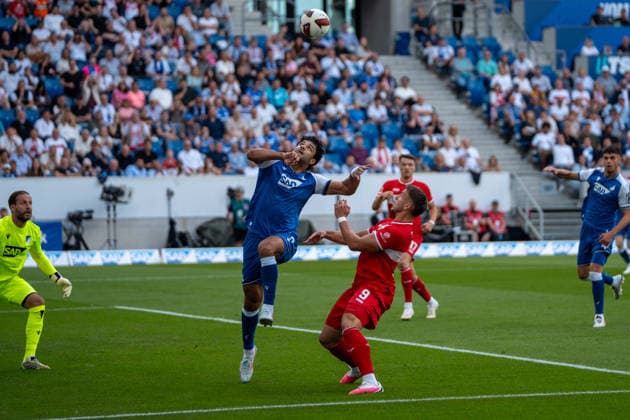 Fussball: 1. Bundesliga, 3. Spieltag, TSG Hoffenheim - VfB Stuttgart am 12.09.2026 in Sinsheim (SNP Arena), Deutschland, Saison 2026 2027: Ermedin Demirovic (VfB Stuttgart, 9) Ozan Kabak (TSG Hoffenheim, 5) Sinsheim SNP Arena Deutschland *** Soccer: Bundesliga 1, Matchday 3, TSG Hoffenheim vs. VfB Stuttgart on September 12, 2026, at the Sinsheim SNP Arena, Germany, 2026–2027 season: Ermedin Demirovic (VfB Stuttgart), 9; Ozan Kabak (TSG Hoffenheim), 5; Sinsheim SNP Arena, Germany Copyright: xPhilippxImhofx