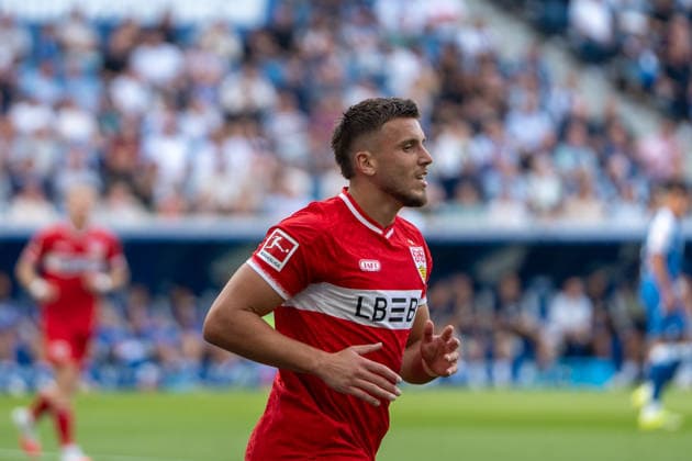 Fussball: 1. Bundesliga, 3. Spieltag, TSG Hoffenheim - VfB Stuttgart am 12.09.2026 in Sinsheim (SNP Arena), Deutschland, Saison 2026 2027: Ermedin Demirovic (VfB Stuttgart, 9) Sinsheim SNP Arena Deutschland *** Soccer: Bundesliga 1, Matchday 3, TSG Hoffenheim vs. VfB Stuttgart on September 12, 2026, at Sinsheim SNP Arena, Germany, 2026–2027 season. Ermedin Demirovic, VfB Stuttgart, 9, Sinsheim SNP Arena, Germany Copyright: xPhilippxImhofx