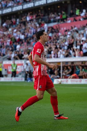 12.09.2026, xjyhynx, Fussball 1.Bundesliga, SC Freiburg - Borussia Mönchengladbach v.l., Torjubel zum Treffer zum 2:0 durch Igor Matanovic (31, SC Freiburg) (DFL DFB REGULATIONS PROHIBIT ANY USE OF PHOTOGRAPHS as IMAGE SEQUENCES and or QUASI-VIDEO) Freiburg *** September 12, 2026, xjyhynx, Soccer, Bundesliga 1, SC Freiburg vs. Borussia Mönchengladbach, celebration of the 2–0 goal scored by Igor Matanovic in the 31st minute, SC Freiburg. DFL and DFB regulations prohibit any use of photographs as image sequences and or quasi-video. Freiburg