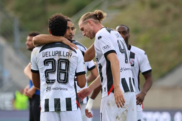 September 12, 2026, Soccer, Men s, 3rd Division, 2026–2027 Season, 1 FC Saarbrücken vs. FC Ingolstadt 04, FC Ingolstadt 04 celebrates the victory, Nishan Velupillay (FC Ingolstadt 04), Vinko Sapina (FC Ingolstadt 04), Saarbrücken, Ludwigsparkstadion, Saarland, Germany, DEU Copyright: xSebastianxBachx