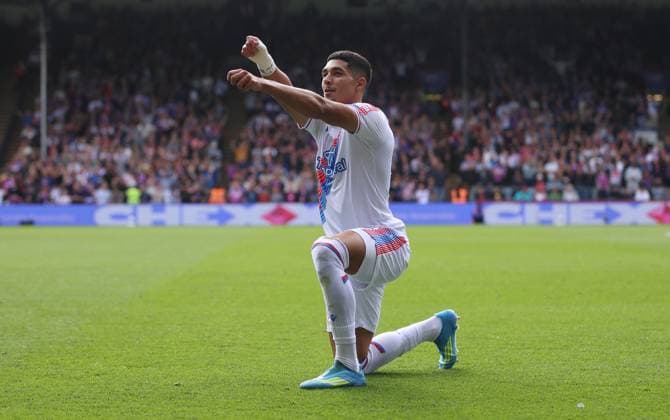 Premier League - Crystal Palace v Ipswich Town LONDON, ENGLAND, SEPTEMBER 12: GOAL 1-0, Anan Khalaili of Crystal Palace goal celebration after scoring a goal to put Crystal Palace 1-0 ahead during The Premier League match between Crystal Palace v Ipswich Town at Selhurst Park Stadium, London, England, on September 12. (Photo by Daniel Weir) London Selhurst Park Stadium England Copyright: xDanielxWeir SportsxPressxPhotox Sportspressphoto_SPR228617