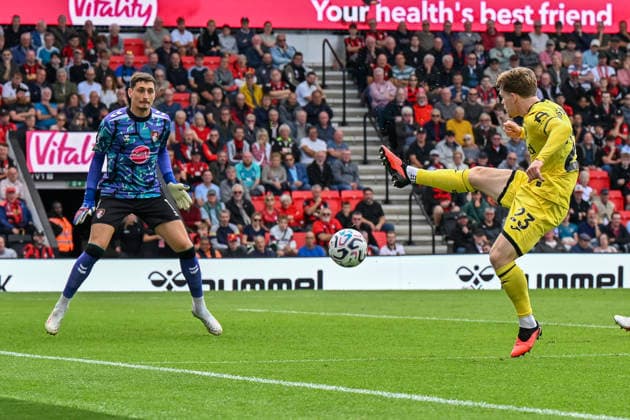Bournemouth v Brentford Premier League Keane Lewis-Potter of Brentford misses a chance during the Premier League match at the Vitality Stadium, Bournemouth 12 09 2026 UK Newspapers OUT Copyright: xJeremyxLandeyx FIL-23934-0027