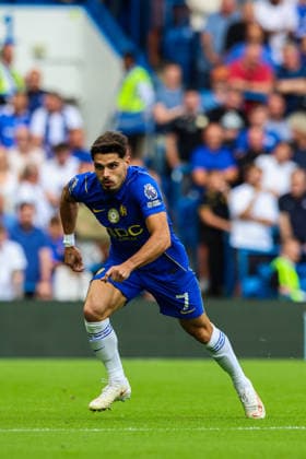 LONDON, ENGLAND, Saturday 12th September 2026: Pedro Neto of Chelsea running during the Premier League Fixture between Chelsea and Hull City at Stamford Bridge in London, England. (Photo by Alex Ferrelly Sports Press Photo)  Copyright: xAlexxFerrelly SportsxPressxPhotox Sportspressphoto_SPR228630
