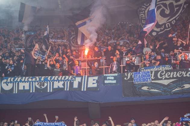 3rd Division: Fortuna Düsseldorf vs. MSV Duisburg ** FOR EDITORIAL USE ONLY ** EDITORIAL USE ONLY ** p Soccer 3rd Division Fortuna Düsseldorf vs. MSV Duisburg on September 12, 2026, at the Merkur Spiel Arena in Düsseldorf. Fans of MSV Duisburg and Fortuna Düsseldorf. Copyright JakobxKlos Copyright: JakobxKlos doc87kk6k63dt4umh0fqgs ,EDITORIAL USE ONLY Copyright: JakobxKlos