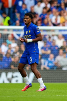 LONDON, ENGLAND, Saturday 12th September 2026: Welsey Fofana of Chelsea watches during the Premier League Fixture between Chelsea and Hull City at Stamford Bridge in London, England. (Photo by Alex Ferrelly Sports Press Photo)  Copyright: xAlexxFerrelly SportsxPressxPhotox Sportspressphoto_SPR228637