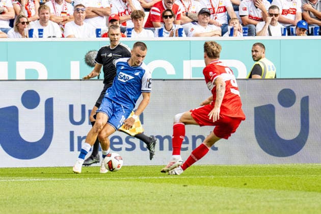12.09.2026, xdaymx, Fussball 1.Bundesliga, TSG 1899 Hoffenheim - VfB Stuttgart. vl. Tim Lemperle (TSG Hoffenheim) im Zweikampf mit Ramon Hendriks (VfB Stuttgart). (DFL DFB REGULATIONS PROHIBIT ANY USE OF PHOTOGRAPHS as IMAGE SEQUENCES and or QUASI-VIDEO) Sinsheim *** September 12, 2026, xdaymx, Soccer, Bundesliga 1, TSG 1899 Hoffenheim vs. VfB Stuttgart, photo by Tim Lemperle: TSG Hoffenheim in a tackle with Ramon Hendriks of VfB Stuttgart. DFL and DFB regulations prohibit any use of photographs as image sequences and or quasi-video.heim