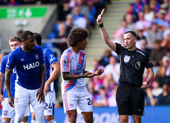 Crystal Palace v Ipswich Town Premier League Match Referee Chris Kavanagh shows a red card to Chris Richards of Crystal Palace during the Premier League match at Selhurst Park, London 12 09 2026 UK Newspapers OUT Copyright: xGraemexWilcocksonx FIL-23935-0049