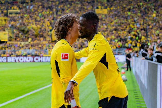1. Bundesliga, 3. Spieltag, Borussia Dortmund vs. SC Paderborn 07 am 12.09.2026 VAR beim Tor zum 2:0 durch Serhou Guirassy mit Fabio Silva *** Bundesliga 1, Matchday 3, Borussia Dortmund vs. SC Paderborn 07 on September 12, 2026: VAR review of Serhou Guirassy s goal to make it 2-0, assisted by Fabio Silva Copyright: xBahhoxKarax