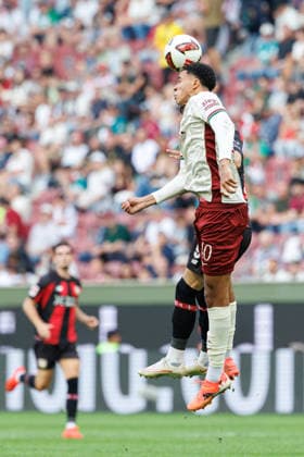 Noahkai Banks (40, FC Augsburg) beim Spiel zwischen FC Augsburg v Bayer 04 Leverkusen, Fussball, Herren, Bundesliga, 2026 2027, 3.Spieltag am 12.09.2026 in Augsburg, WWK ARENA. DFL and DFB regulations prohibit any use of photographs as image sequences and or quasi-video. Bayern Deutschland *** Noahkai Banks 40, FC Augsburg during the match between FC Augsburg and Bayer 04 Leverkusen, Soccer, Men s, Bundesliga, 2026–2027, Matchday 3 on September 12, 2026, in Augsburg, WWK ARENA. DFL and DFB regulations prohibit any use of photographs as image sequences and or quasi-video. Bavaria, Germany