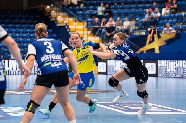 HSG Blomberg Lippe GER vs. Storhamar Handball Elite NOR, Handball, EHF Champions League Women, Group Stage, September 12, 2026, 2026–2027 Season, Lemgo’s Christina Pedersen of Storhamar Handball Elite, 26, in a one-on-one battle with Nieke Kuehne of HSG Blomberg Lippe, 09, at the Phoenix Contact Arena in Lemgo, Germany