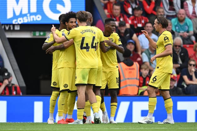 12th September 2026; Vitality Stadium, Bournemouth, England; Premier League Football, Bournemouth versus Brentford; Kevin Schade of Brentford FC celebrates with their team after scoring in 37th minute bringing the score to 0-1 SimonxWest