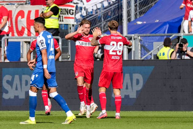 v.li.: Torschütze Maximilian Mittelstädt (VfB, 7), Finn Jeltsch (VfB, 29), Spieler vom VfB Stuttgart, jubeln über das Tor zum 1:1, Jubel, Torjubel, Torerfolg, celebrate the goal, goal, celebration, jubelt ueber das Tor, Freuen, Freude, freut sich, optimistisch, positiv, Spielszene, Highlight, Action, Aktion, 12.09.2026, Sinsheim (Deutschland), Fussball, Bundesliga, TSG 1899 Hoffenheim - VfB Stuttgart, DFB DFL REGULATIONS PROHIBIT ANY USE OF PHOTOGRAPHS AS IMAGE SEQUENCES AND OR QUASI-VIDEO. *** From left: Goal scorer Maximilian Mittelstädt (VfB), 7; Finn Jeltsch (VfB), 29; VfB Stuttgart players celebrating the goal that tied the game at 1-1, Celebration, goal celebration, scoring a goal, celebrate the goal, goal, celebration, celebrating the goal, joy, happiness, happy, optimistic, positive, game scene, highlight, action, 12 09 2026, Sinsheim, Germany, soccer, Bundesliga, TSG 1899 Hoffenheim vs. VfB Stuttgart, DFB and DFL regulations prohibit any use of photographs as image sequences and or quasi-video xozx