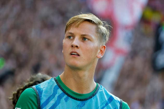 Jan Leszczynski (Borussia Mönchengladbach, 05) beim Aufwärmen während des Spiels , Deutschland, Fussball, 1. Bundesliga, 3.Spieltag, 2026 2027, SC Freiburg vs. Borussia Mönchengladbach, 12.09.2026, Freiburg im Breisgau Europa-Park Stadion Deutschland *** Jan Leszczynski, Borussia Mönchengladbach, No. 05 warming up during the game, Germany, soccer, Bundesliga 1, Matchday 3, 2026–2027, SC Freiburg vs. Borussia Mönchengladbach, September 12, 2026, Freiburg im Breisgau, Europa-Park Stadium, Germany Copyright: xGrantxHubbsx