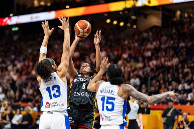 Nyara Sabally (Germany), No. 8, shooting; Janelle Salaun (France), No. 13; and Gabby Williams (France), No. 15; GER, France vs. Germany, Basketball, 2026 FIBA Women’s World Cup, Semifinals, September 12, 2026 GER, France vs. Germany, Basketball, 2026 FIBA Women’s World Cup, Semifinals, September 12, 2026 Berlin Copyright: xEibner-Pressefoto MaxxVincenx EP_MVN
