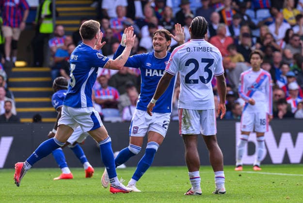 Crystal Palace v Ipswich Town Premier League Leif Davis of Ipswich Town celebrates scoring his first goal and the team™s second against Crystal Palace during the Premier League match at Selhurst Park, London 12 09 2026 UK Newspapers OUT Copyright: xGraemexWilcocksonx FIL-23935-0061