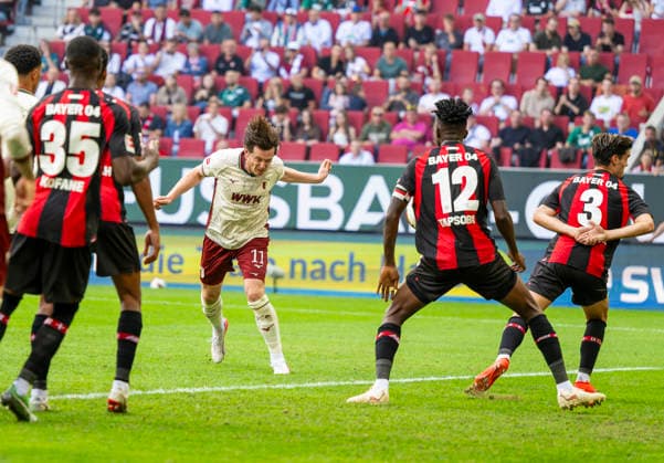 12.09.2026, Fussball Bundesliga 2026 2027, 3.Spieltag, FC Augsburg - Bayer Leverkusen, in der WWK-Arena Augsburg, Michael Gregoritsch (FC Augsburg) Kopfballtor zum 2:1 ***DFL and DFB regulations prohibit any use of photographs as image sequences and or quasi-video.*** *** September 12, 2026, 2026–2027 Bundesliga, Matchday 3, FC Augsburg vs. Bayer Leverkusen, at the WWK Arena in Augsburg, Michael Gregoritsch (FC Augsburg) scores a header to make it 2–1 ***DFL and DFB regulations prohibit any use of photographs as image sequences and or quasi-video***