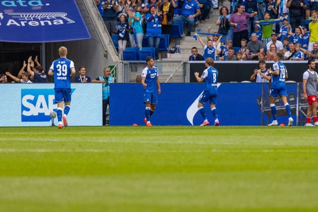 12.09.26 TSG Hoffenheim - VfB Stuttgart Deutschland, Sinsheim, 12.09.2026, Fussball, Bundesliga, Saison 2026 2027, TSG Hoffenheim - VfB Stuttgart: Adam Hlozek (TSG Hoffenheim), Jubel Tor 2:1 Hlozek. *** September 12, 2026 TSG Hoffenheim vs. VfB Stuttgart Germany, Sinsheim, September 12, 2026, Soccer, Bundesliga, 2026–2027 Season, TSG Hoffenheim vs. VfB Stuttgart, Adam Hlozek (TSG Hoffenheim), celebrating goal 2–1 by Hlozek