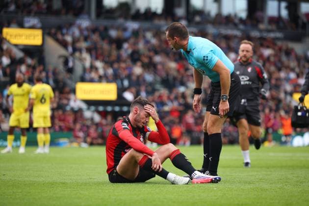 Adam Smith of Bouremouth goes down with an injury AFC Bournemouth v Brentford, Premier League, Football, Football, Vitality Stadium, Bournemouth, UK - 12 Sep 2026Bournemouth Vitality Stadium United Kingdom EDITORIAL USE ONLY No use with unauthorised audio, video, data, fixture lists, club league logos or live services. Online in-match use limited to 120 images, no video emulation. No use in betting, games or single club league player publications.  Copyright: xWillxCooper Shutterstockx 17144545ae