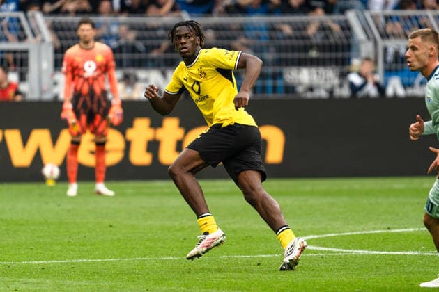 Deutschland: Bundesliga 2026 2027 3. Spieltag, Borussia Dortmund vs. SC Paderborn 07 , Samstag, 12.09.2026 Signal Iduna Park, Nordrhein-Westfalen Joane Gadou (Borussia Dortmund, 22) *** Germany Bundesliga 2026–2027, Matchday 3: Borussia Dortmund vs. SC Paderborn 07, Saturday, September 12, 2026, Signal Iduna Park, North Rhine-Westphalia; Joane Gadou (Borussia Dortmund), 22 Copyright: xCelinaxLeiersx