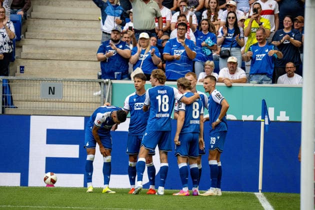12.09.2026, xdaymx, Fussball 1.Bundesliga, TSG 1899 Hoffenheim - VfB Stuttgart. Torjubel zum 2:1 von Adam Hlozek (TSG Hoffenheim) mit der Mannschaft. (DFL DFB REGULATIONS PROHIBIT ANY USE OF PHOTOGRAPHS as IMAGE SEQUENCES and or QUASI-VIDEO) Sinsheim *** September 12, 2026, xdaymx, Soccer, Bundesliga 1, TSG 1899 Hoffenheim vs. VfB Stuttgart: Celebration of Adam Hlozek’s 2–1 goal for TSG Hoffenheim with the team. DFL and DFB regulations prohibit any use of photographs as image sequences and or quasi-video. Sinsheim