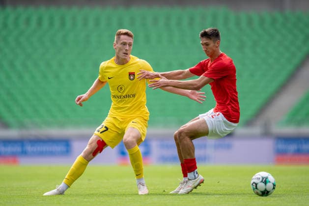 Loris Maier of SG Sonnenhof Großaspach, No. 27, in a tackle with Eryk Grzywacz of TSV Havelse, No. 12; TSV Havelse vs. SG Sonnenhof Großaspach, soccer, 3rd Division, Matchday 5, September 6, 2026, DFB regulations prohibit any use of photographs as image sequences and or quasi-video. Hanover, Lower Saxony, Germany Copyright: xkolbert-press PhilipxZieglerx