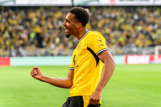 Deutschland: Bundesliga 2026 2027 3. Spieltag, Borussia Dortmund vs. SC Paderborn 07 , Samstag, 12.09.2026 Signal Iduna Park, Nordrhein-Westfalen Tor zum 2:0 durch Felix Nmecha (Borussia Dortmund, 8) Jubel Freude Emotionen Torjubel *** Germany Bundesliga 2026–2027, Matchday 3, Borussia Dortmund vs. SC Paderborn 07, Saturday, September 12, 2026, Signal Iduna Park, North Rhine-Westphalia; 2–0 goal by Felix Nmecha (Borussia Dortmund); 8: Cheering, joy, emotions, goal celebration Copyright: xCelinaxLeiersx