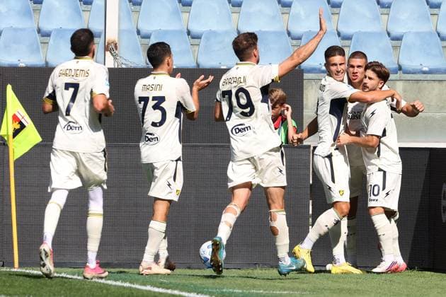 Foto IPP ACGE Genova 12 09 2026 Campionato Serie A 2026-2027 Genoa-Frosinone nella foto: Kvernadze esulta dopo il gol del 0-1 Italy Photo Press World Copyright Genova italy Italia ITALY  Copyright: xR4924_italyphotopressx