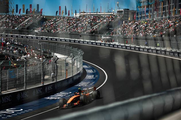 F1 - SPANISH GRAND PRIX 2026 01 NORRIS Lando (gbr), McLaren F1 Team MCL40, action during the 2026 Formula 1 Spanish Grand Prix, 14th round of the 2026 Formula One World Championship, WM, Weltmeisterschaft from September 11 to 13, 2026 on the Madring, in Madrid, Spain - MadridSpain  Copyright: xEricxAlonsox
