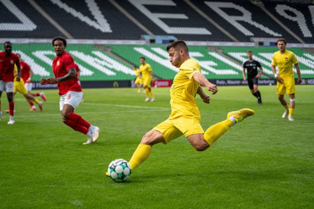 Marius Kunde, SG Sonnenhof Großaspach, 16, TSV Havelse vs. SG Sonnenhof Großaspach, Soccer, 3rd Division, Matchday 5, September 6, 2026; DFB regulations prohibit any use of photographs as image sequences and or quasi-video. Hanover, Lower Saxony, Germany Copyright: xkolbert-press PhilipxZieglerx