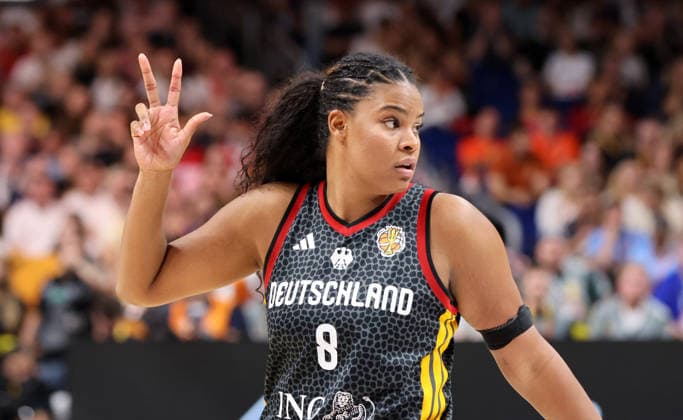 Nyara Sabally is shown in action: upper body, sports, basketball, FIBA World Cup, World Championship, Women s World Cup, semifinals, 2026–2027 season, December 9, 2026, France (FRA) vs. DBB Germany (GER)