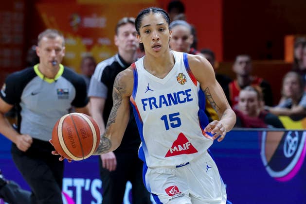 Gabby Williams of France controls the ball during the FIBA Women s Basketball World Cup Germany 2026 semifinal match between France and Germany at Berlin Arena on September 12, 2026, in Berlin, Germany. Photo by Marco Steinbrenner, DeFodi Images