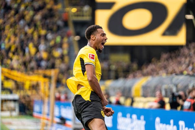 12.09.2026, GER, Bundesliga, 3. Spieltag, Saison 2026 2027 - BV Borussia Dortmund vs. SC Paderborn Torjubel Jubel ueber das Tor zum 3:0 durch Felix Nmecha (Borussia Dortmund, 8) Dortmund Signal Iduna Park Dortmund Deutschland *** September 12, 2026, GER, Bundesliga, Matchday 3, 2026–2027 Season, BV Borussia Dortmund vs. SC Paderborn, Goal Celebration: Cheers for Felix Nmecha s goal that made it 3–0, Borussia Dortmund, 8, Signal Iduna Park, Dortmund, Germany Copyright: xnordphotoxGmbHx xChristianxSchulzex