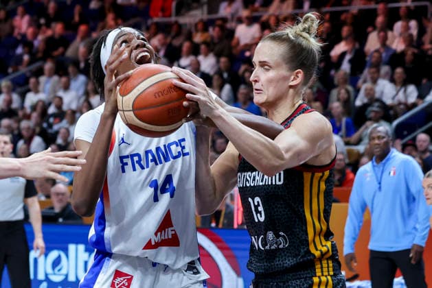 Dominique Malonga of France and Leonie Fiebich of Germany battle for the ball during the FIBA Women s Basketball World Cup Germany 2026 semifinal match between France and Germany at the Berlin Arena on September 12, 2026, in Berlin, Germany. Photo by Marco Steinbrenner, DeFodi Images