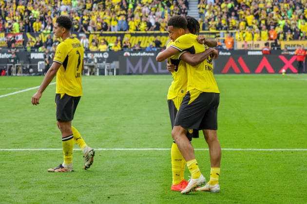 12.09.2026, xgrfx, Fussball 1.Bundesliga, Borussia Dortmund - SC Paderborn 07 v.l. Tor, Felix Nmecha zum 2:0 (Borussia Dortmund) (DFL DFB REGULATIONS PROHIBIT ANY USE OF PHOTOGRAPHS as IMAGE SEQUENCES and or QUASI-VIDEO) Dortmund *** September 12, 2026, xgrfx, Soccer, Bundesliga 1, Borussia Dortmund vs. SC Paderborn 07, goal, Felix Nmecha makes it 2–0 for Borussia Dortmund. DFL and DFB regulations prohibit any use of photographs as image sequences and or quasi-video. Dortmund