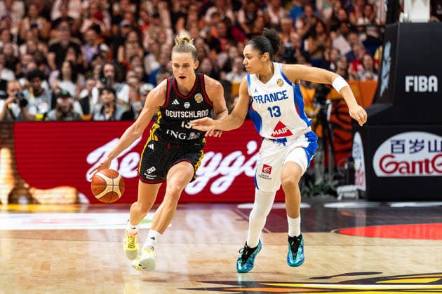 Leonie Fiebich (Germany), No. 13 dribbling; Janelle Salaun (France), No. 13; GER, France vs. Germany, Basketball, 2026 FIBA Women s World Cup, Semifinals, September 12, 2026, GER, France vs. Germany, Basketball, 2026 FIBA Women’s World Cup, Semifinals, September 12, 2026, Berlin Copyright: xEibner-Pressefoto MaxxVincenx EP_MVN