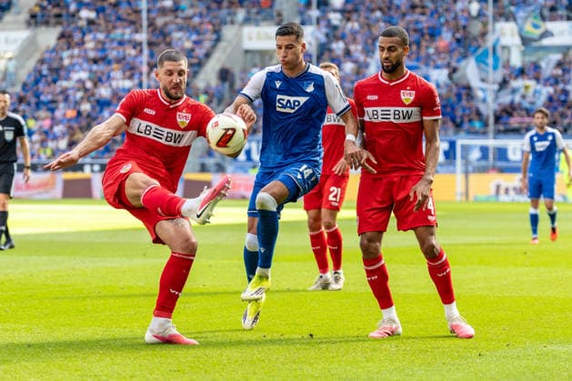 Zweikampf Jeff Chabot (VfB Stuttgart, 24) klaert vor Adam Daghim (TSG Hoffenheim, 14) daneben Josha Vagnoman (VfB Stuttgart, 04), GER, TSG Hoffenheim vs. VfB Stuttgart, Fussball, 1. Bundesliga, 03. Spieltag, Spielzeit 2026 2027, 12.09.2026, DFL DFB REGULATIONS PROHIBIT ANY USE OF PHOTOGRAPHS AS IMAGE SEQUENCES AND OR QUASI-VIDEO, GER, TSG Hoffenheim vs. VfB Stuttgart, Fussball, 1. Bundesliga, 03. Spieltag, Spielzeit 2026 2027, 12.09.2026 Sinsheim *** Tackle by Jeff Chabot (VfB Stuttgart), No. 24, clears the ball in front of Adam Daghim (TSG Hoffenheim), No. 14, and misses Josha Vagnoman (VfB Stuttgart), 04, GER, TSG Hoffenheim vs. VfB Stuttgart, Soccer, Bundesliga 1, Matchday 3, 2026–2027 season, September 12, 2026, DFL and DFB regulations prohibit any use of photographs as image sequences and or quasi-video, GER, TSG Hoffenheim vs. VfB Stuttgart, Soccer, 1. Bundesliga, Matchday 3, 2026–2027 Season, September 12, 2026, Sinsheim Copyright: xEibner-Pressefoto JanixPlessx EP_JPL