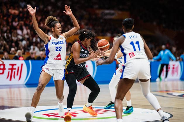 FIBA Women’s Basketball World Cup 2026: France vs. Germany, September 12, 2026; Marieme Badiane (France), 22; Nyara Sabally (Germany), 8; Valeriane Ayayi (France), 11; Basketball; FIBA Women’s Basketball World Cup 2026; Final Round, Semifinal: France vs. Germany on September 12, 2026, at the Uber Arena, Berlin Copyright: xBEAUTIFULxSPORTS Tonhäuserx