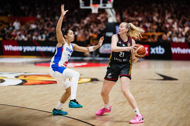 FIBA Women’s Basketball World Cup 2026: France vs. Germany, September 12, 2026; Marie Gülich (Germany), 21; Janelle Salaun (France), 13; Basketball; FIBA Women’s Basketball World Cup 2026; Final Phase, Semifinal: France vs. Germany on September 12, 2026, at the Uber Arena, Berlin Copyright: xBEAUTIFULxSPORTS Tonhäuserx